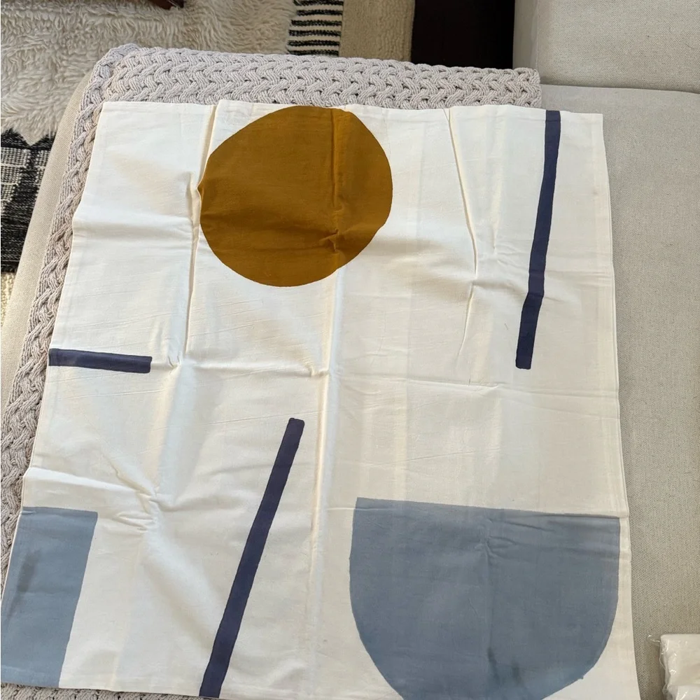 West Elm Hand lock Shapes Duvet Euro Sham Stone White